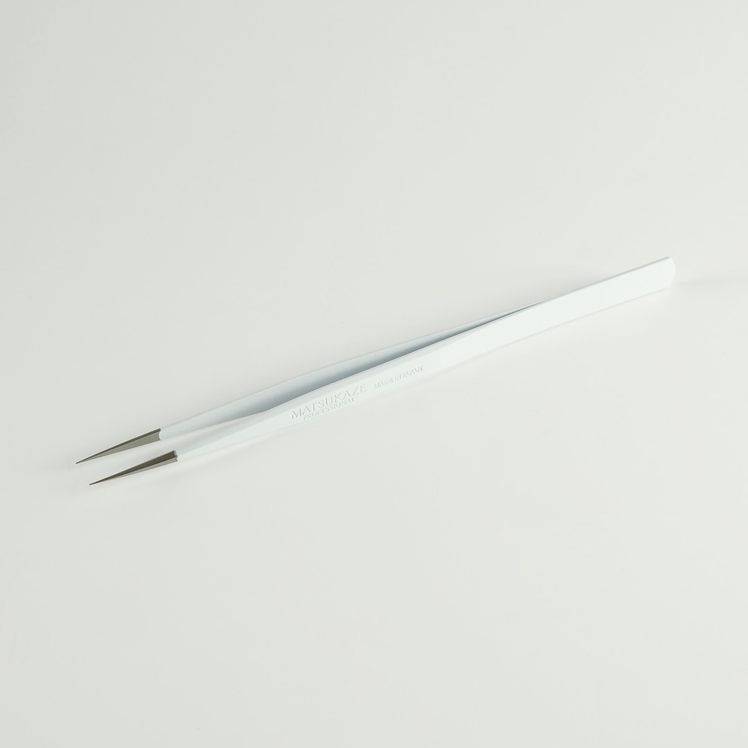 【白】ツイーザー(type-n.slim) / 日本製カラーコーティング〈全長13.8cm〉1